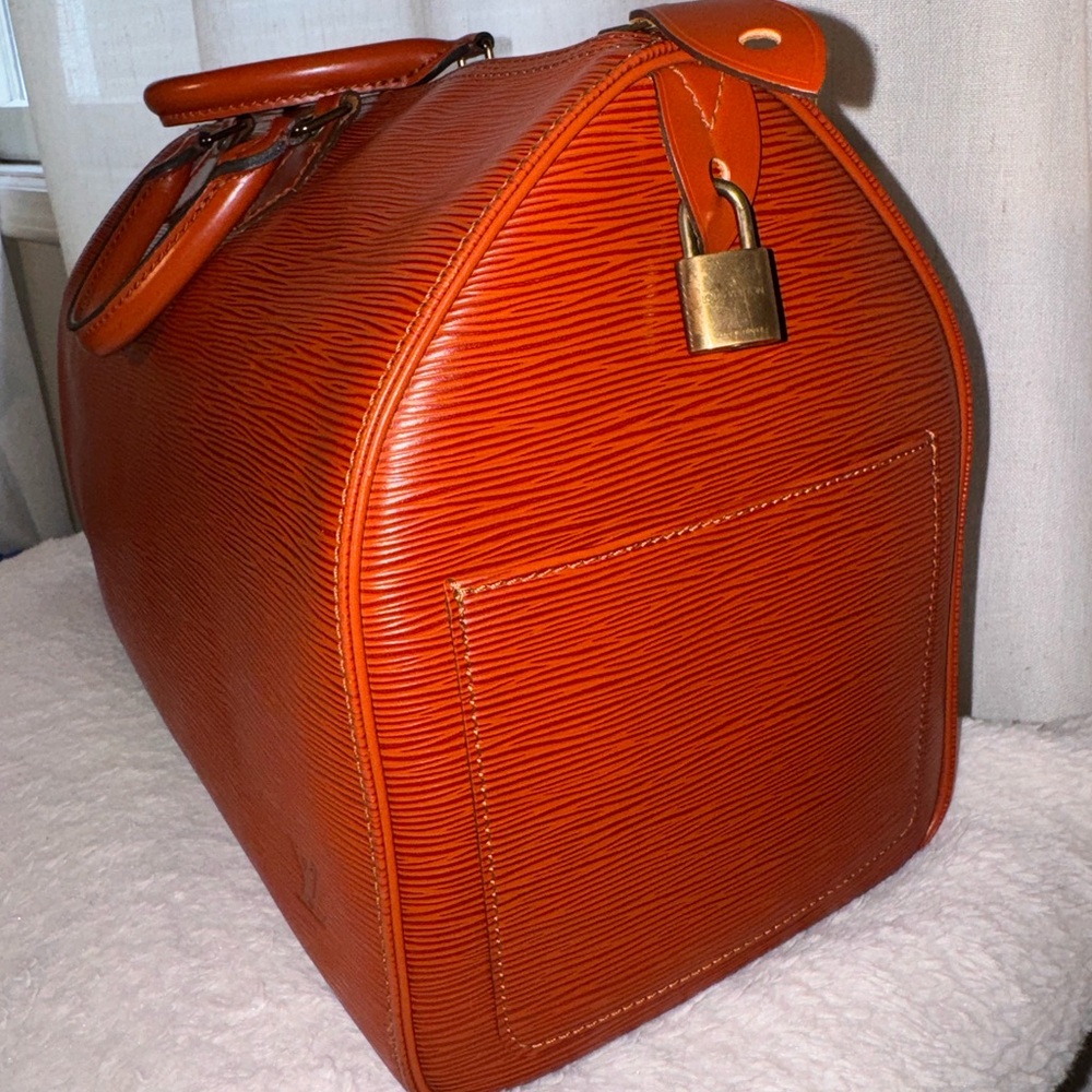 SOLD! LOUIS VUITTON Epi Speedy 30 Kenyan Fawn - Picture 5 of 14